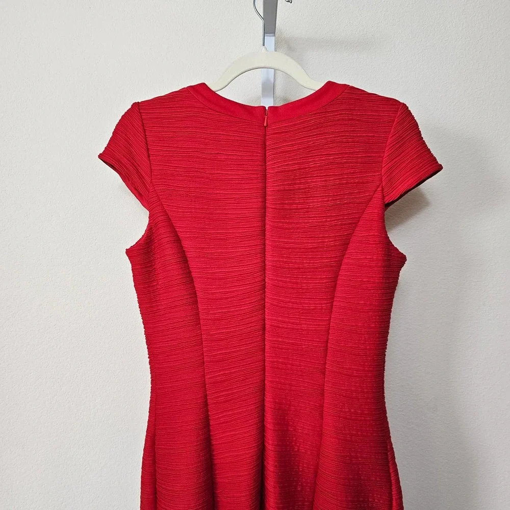 NUE by Shani Women's Red Form Fitting Short Sleeve Shirred Zipper Dress Sz M - Picture 7 of 15